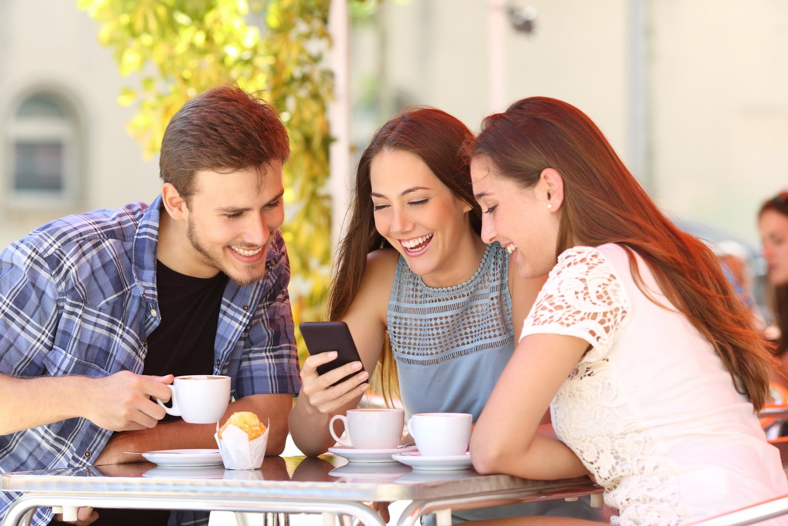 What is digital marketing - online channels concept