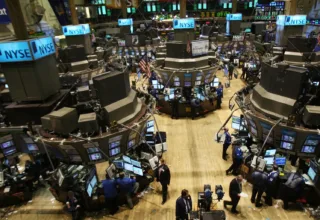El mercado de acciones se desploma: cambio sin precedentes en el mercado en medio del informe de empleos