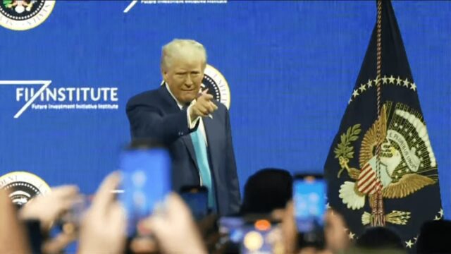 Presidente Trump habla en la Cumbre FII en Miami sobre inversión y estrategia económica